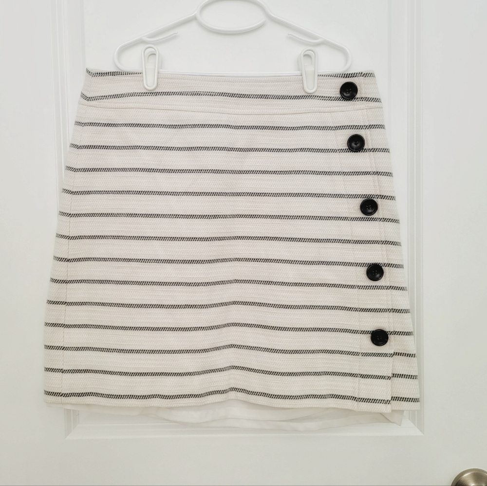 Ann Taylor Cream and Black Buttoned Mini Skirt
